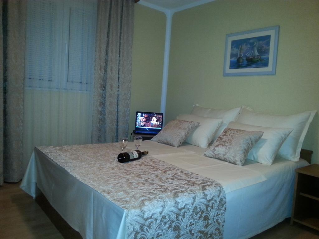 Holiday Home Milenka Rogoznica  Esterno foto